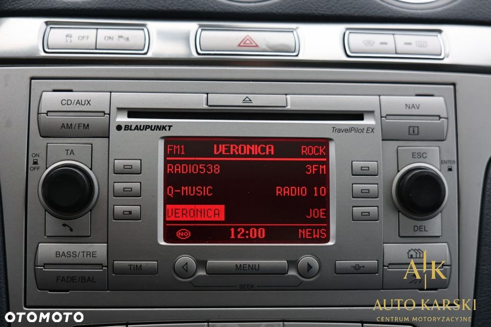 Ford S-Max - 24
