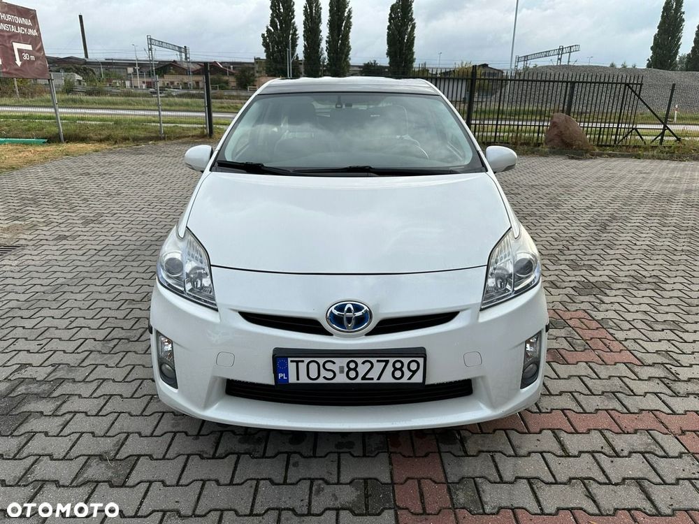 Toyota Prius - 3