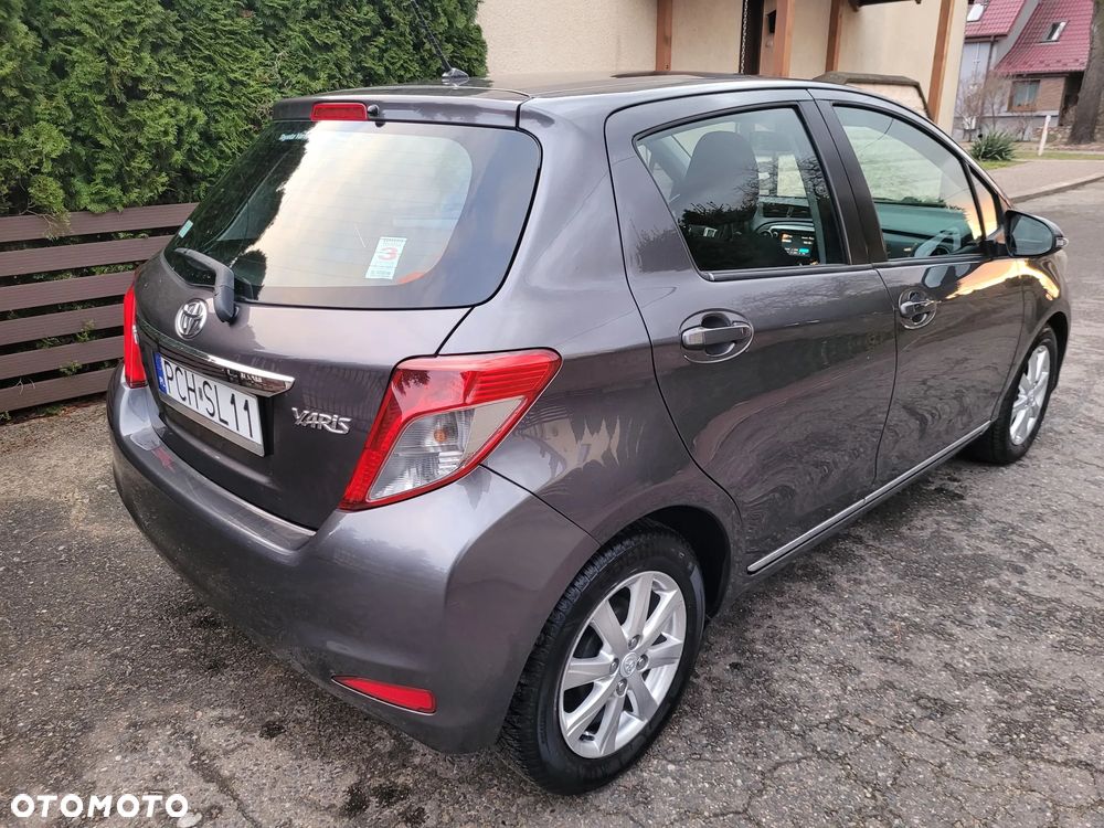 Toyota Yaris 1.4 D-4D - 12