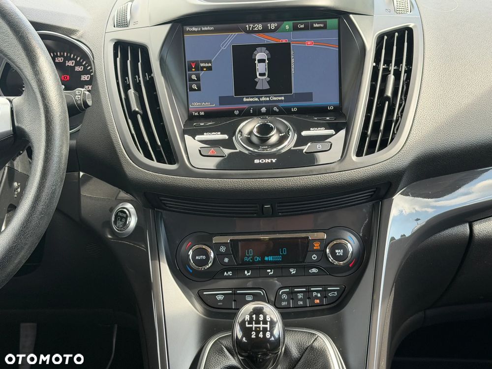 Ford Kuga 1.5 EcoBoost 2x4 Titanium - 21
