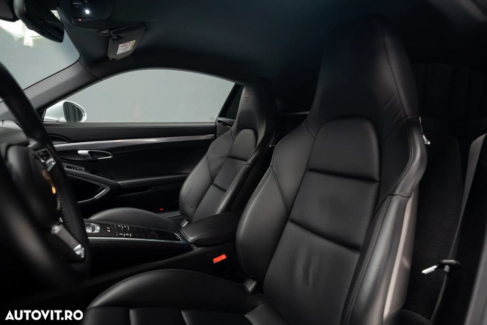 Porsche Cayman PDK - 6