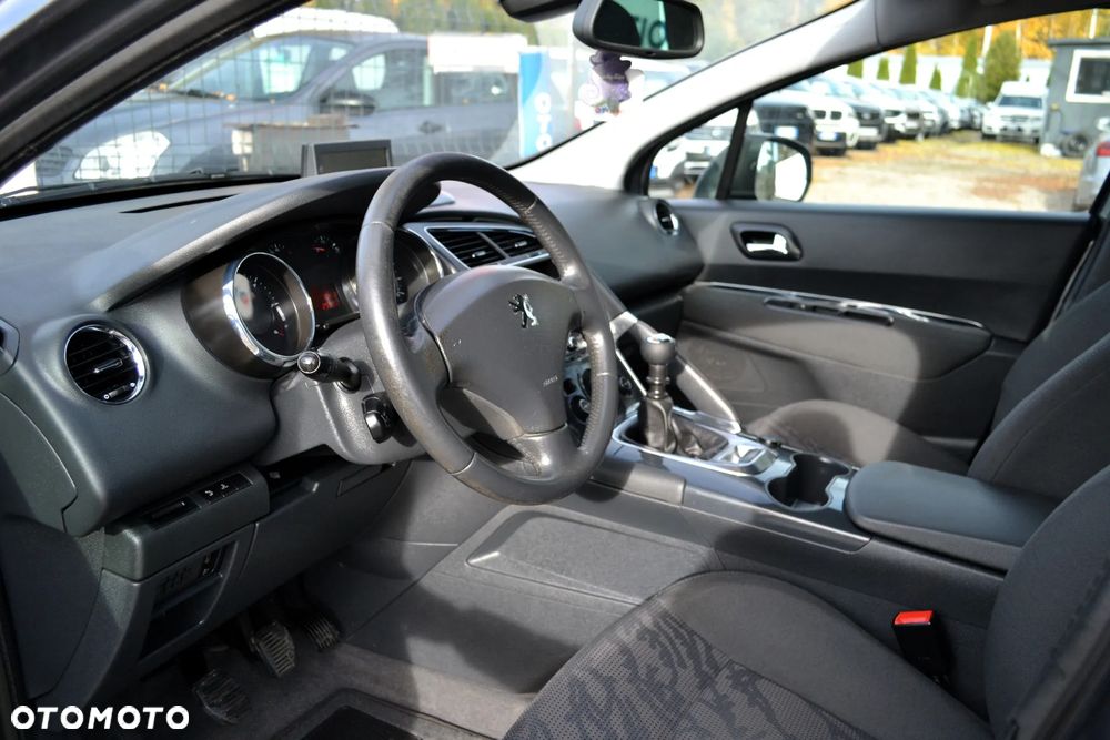 Peugeot 3008 HDi 150 Active - 8