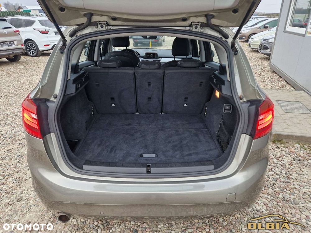 BMW Seria 2 218d Sport Line - 18