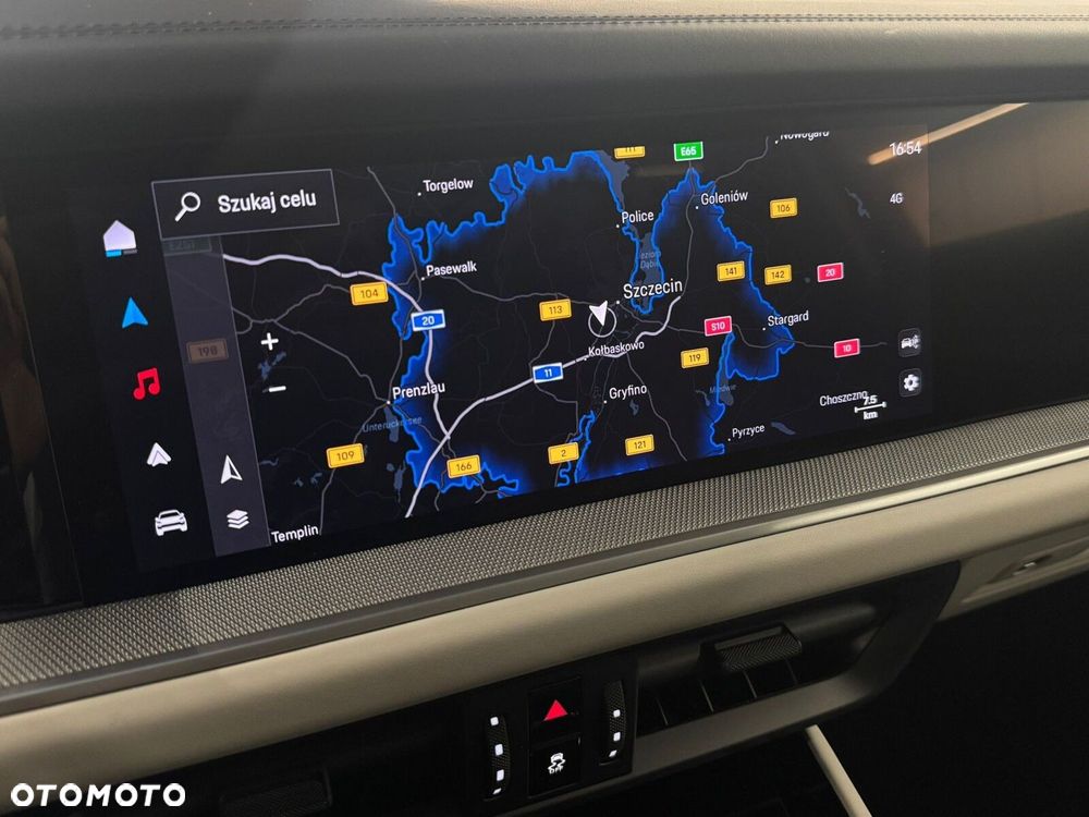 Porsche Cayenne - 25