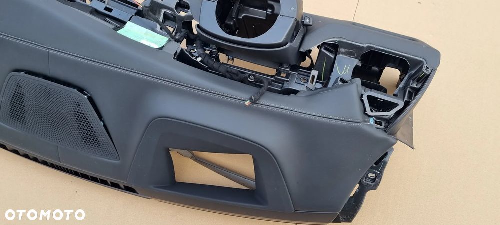 BMW X7 G07 LCI 2022- Deska Konsola Skóra Oyginał NIE ROBIONA !!! - 12