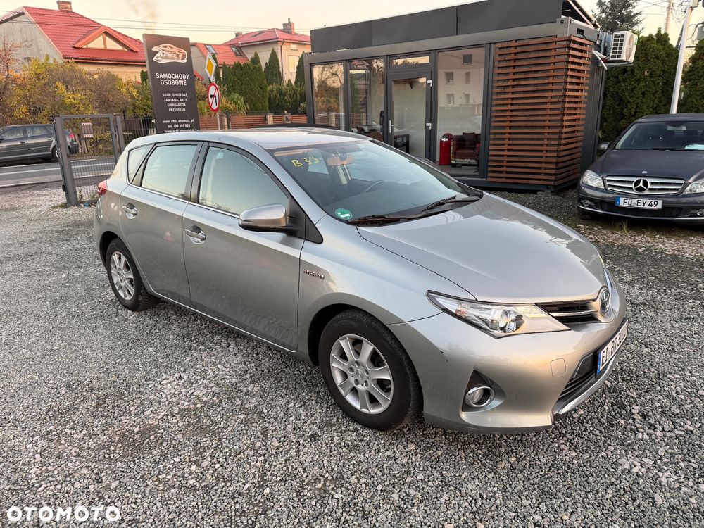 Toyota Auris 1.8 HSD Luna - 19