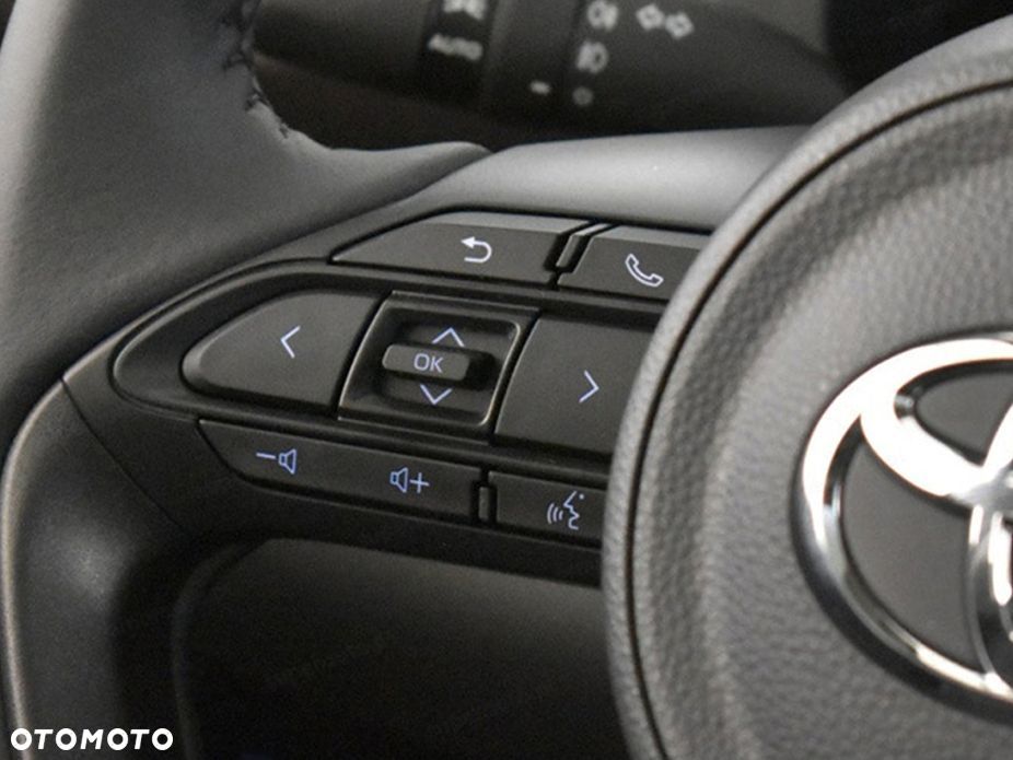 Toyota Yaris Cross Hybrid 1.5 Executive AWD - 7
