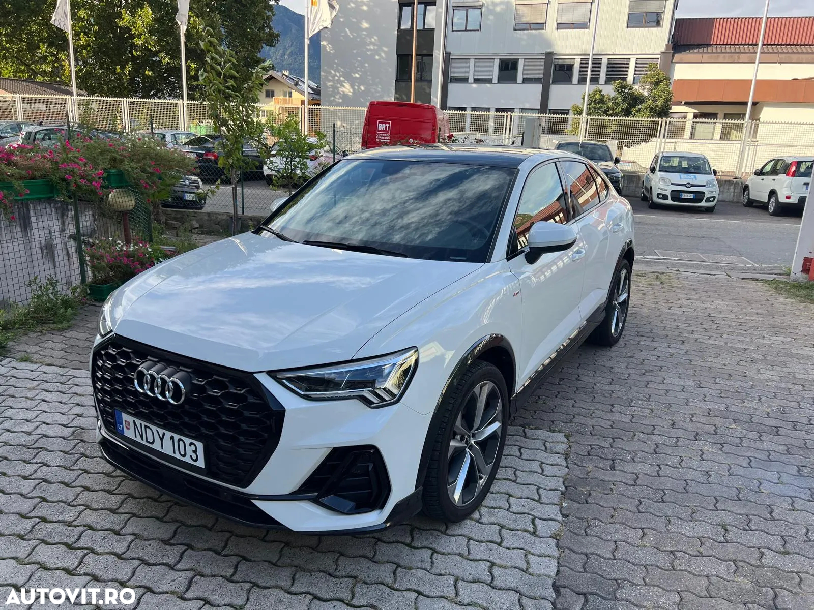 Audi Q3 40 TDI Sportback quattro S tronic S line - 2