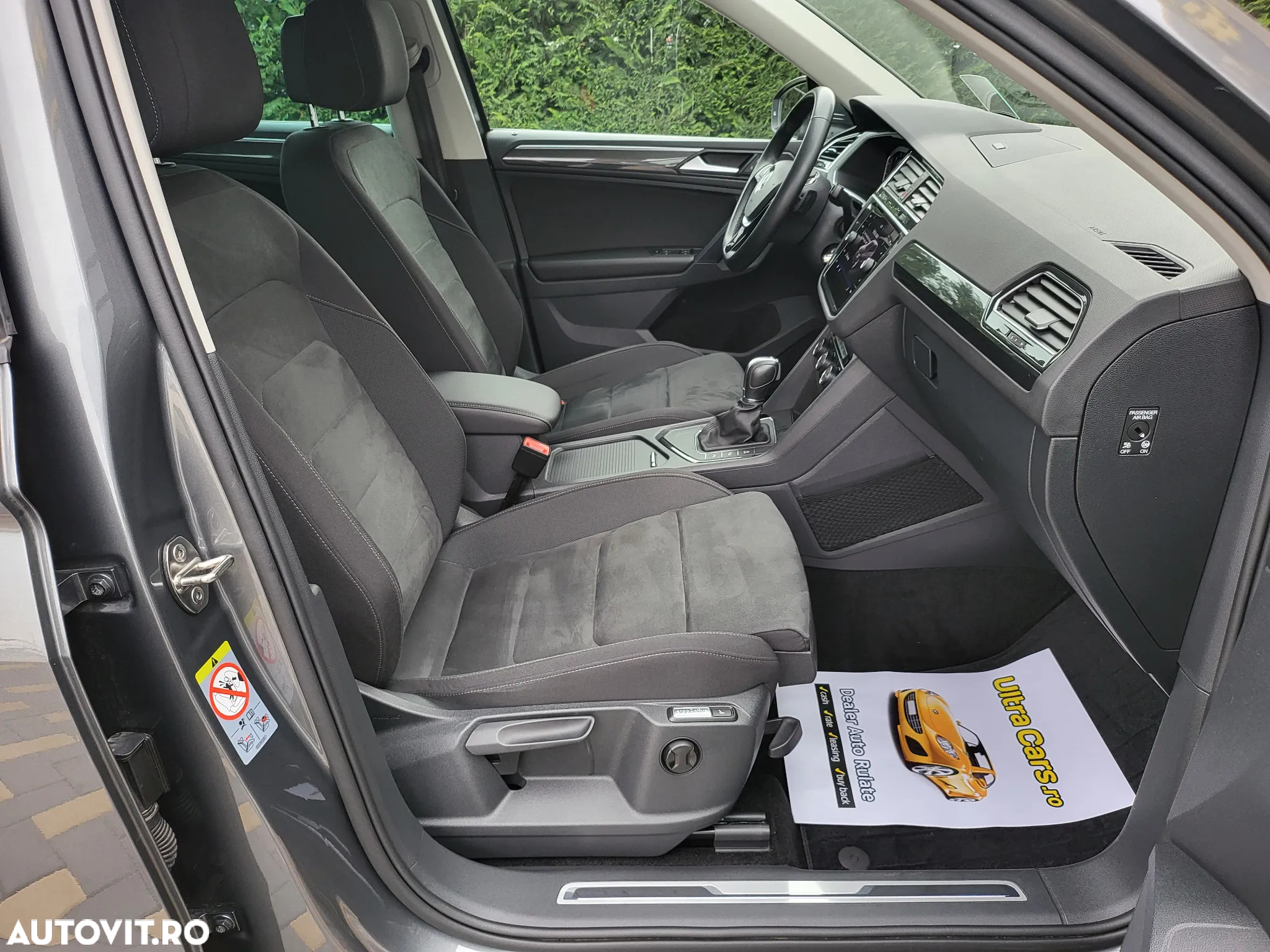 Volkswagen Tiguan 2.0 TDI DSG Elegance - 11