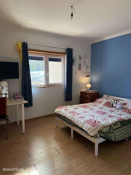 Moradia com armazem - Grande imagem: 4/8