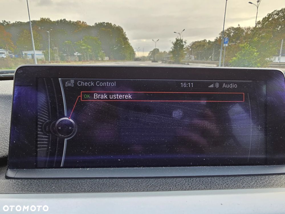 BMW Seria 3 328i xDrive - 11