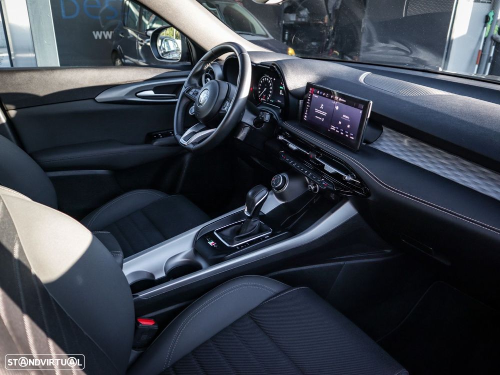 Alfa Romeo Tonale 1.3 Plug-In Hybrid Tributo Italiano e-AWD Com Wallbox - 25