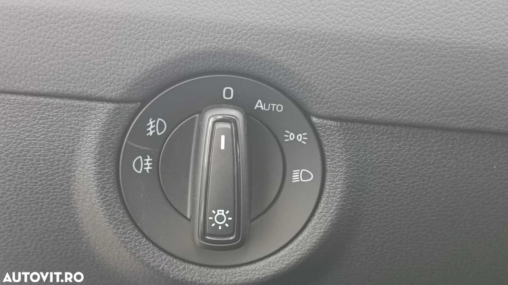 Skoda Octavia 1.5 TSI DSG Ambition - 10