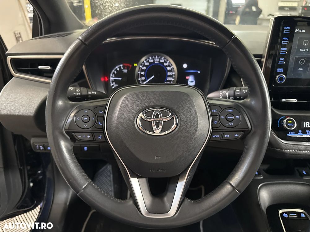 Toyota Corolla - 17