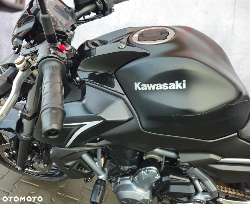 Kawasaki Z 650 - 16