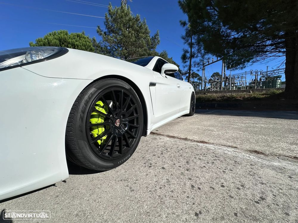 Porsche Panamera Diesel Platinum Edition - 13