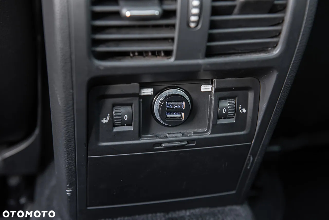 Volkswagen Passat Variant 3.6 V6 4Motion DSG Highline - 33