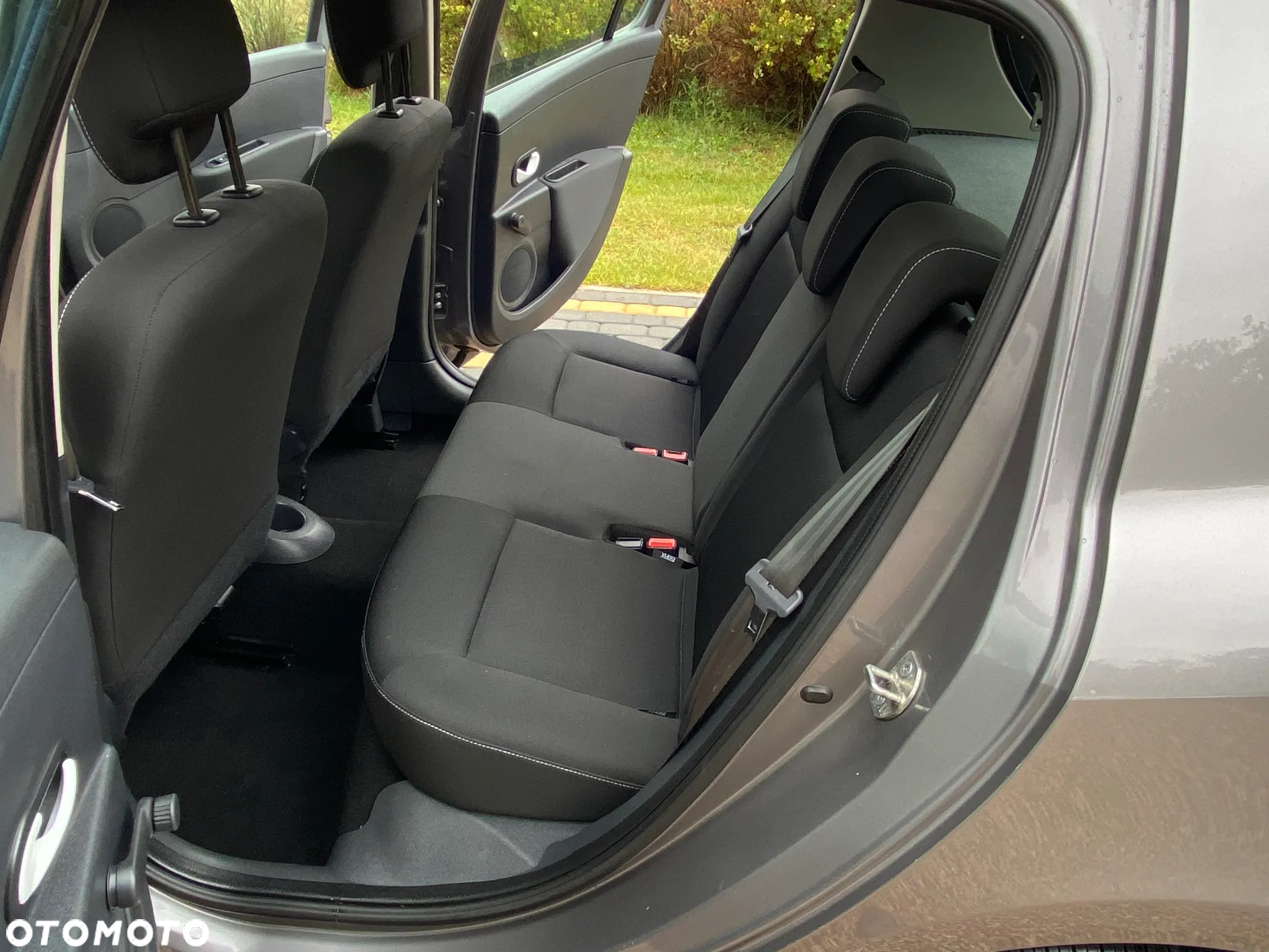 Renault Clio 1.2 16V 75 Dynamique - 30