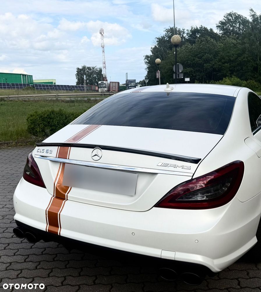 Mercedes-Benz CLS - 6