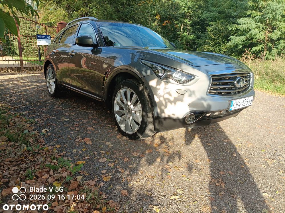 Infiniti Q70 3.0d S - 3