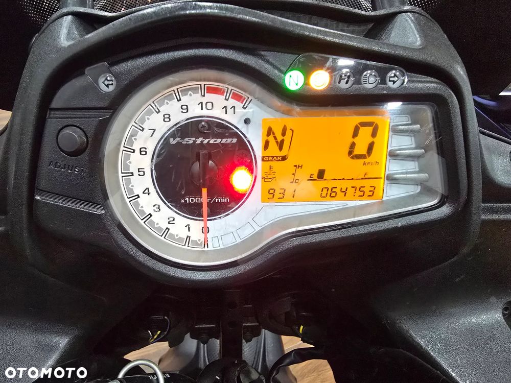 Suzuki DL - 14