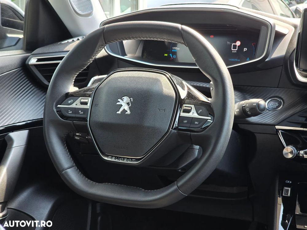 Peugeot 2008 1.5 BlueHDI EAT8 STT Allure Pack - 19
