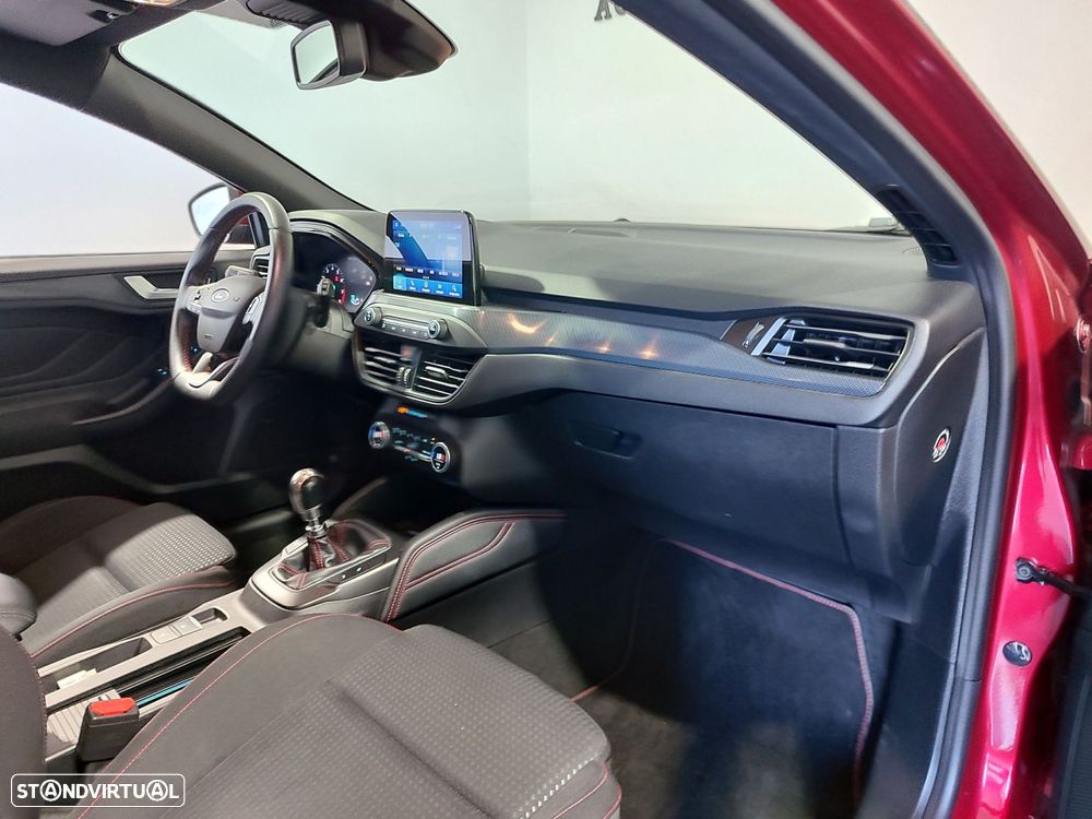 Ford Focus 1.0 EcoBoost ST-Line - 20