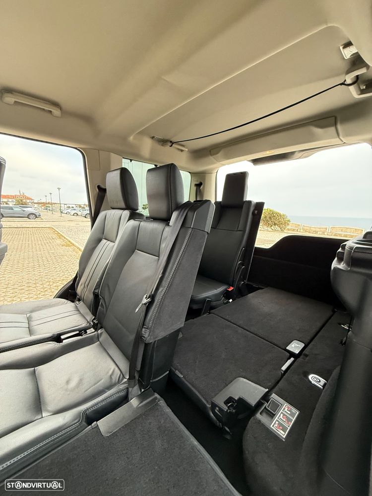 Land Rover Discovery SD V6 HSE - 31