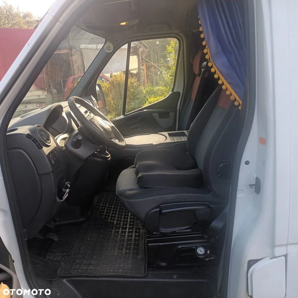 Renault Master - 9