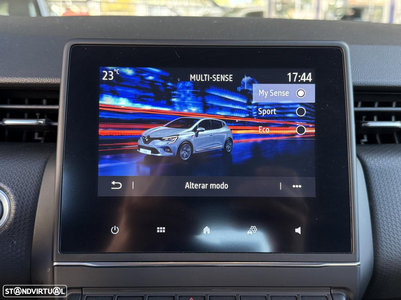 Renault Clio 1.0 TCe Intens Bi-Fuel - 28