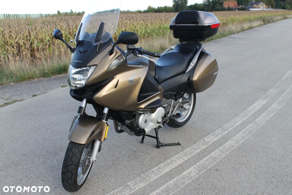 Honda NT - 26