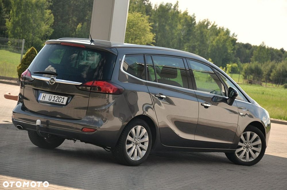 Opel Zafira - 11
