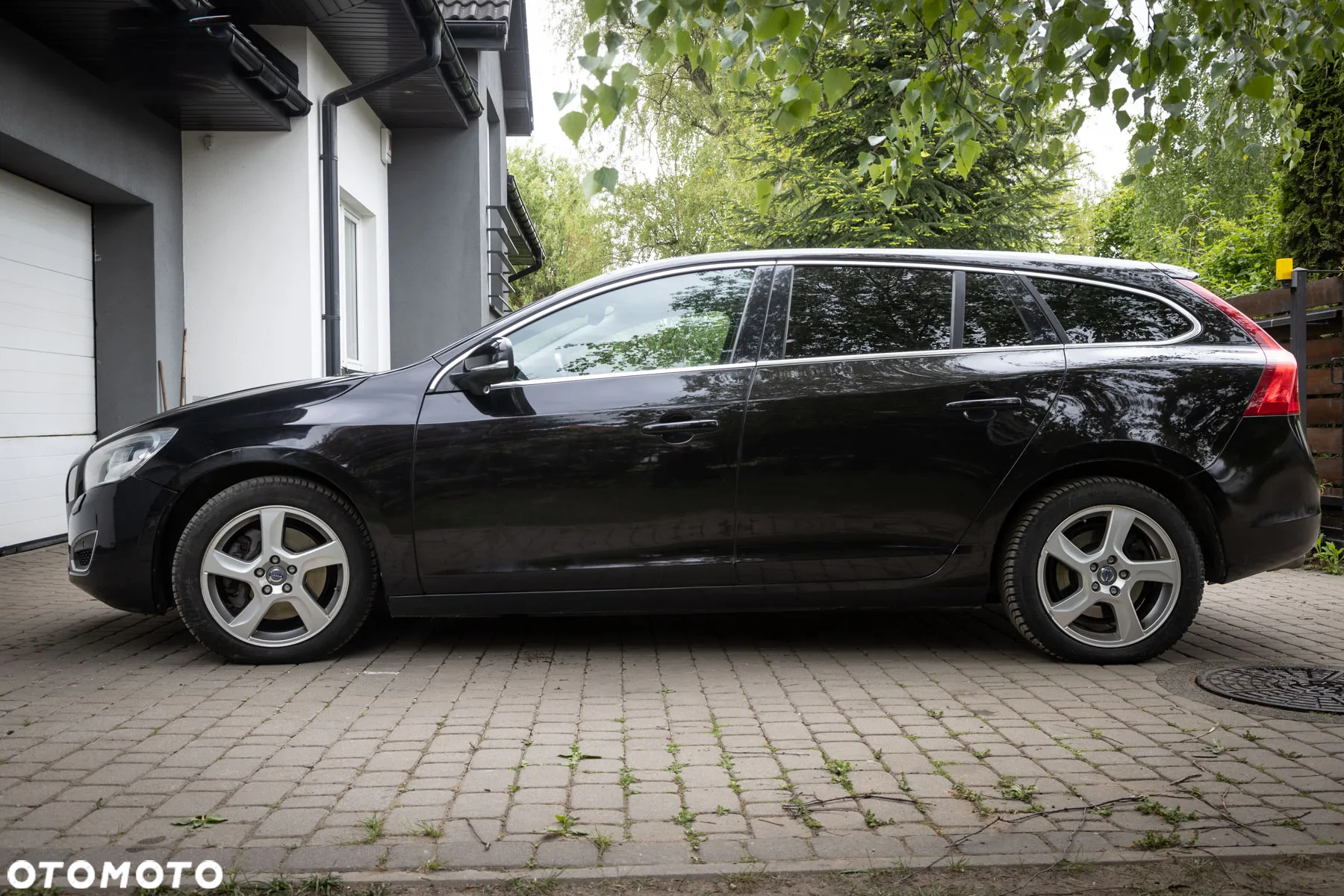 Volvo V60 D5 AWD Geartronic Summum - 4