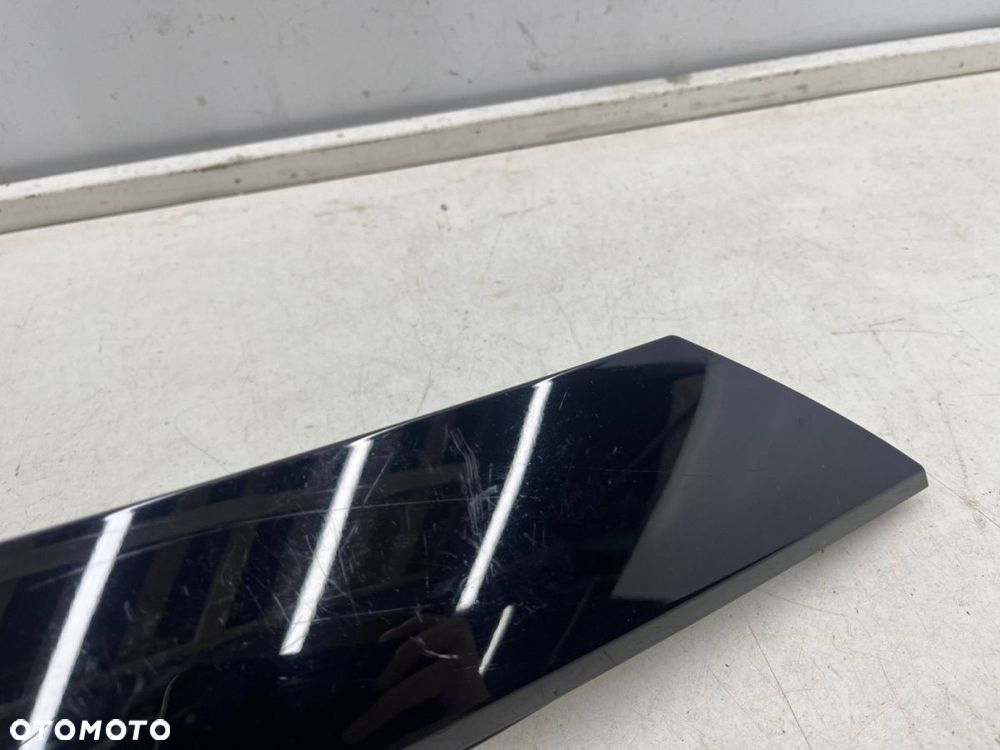 Listwa Mazda CX-3 CX3 14-21r. prawa nakładka tylnego słupka bagażnika boczna karoseryjna maskownica - 9
