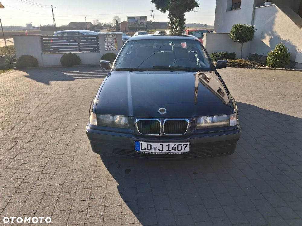BMW Seria 3 - 21