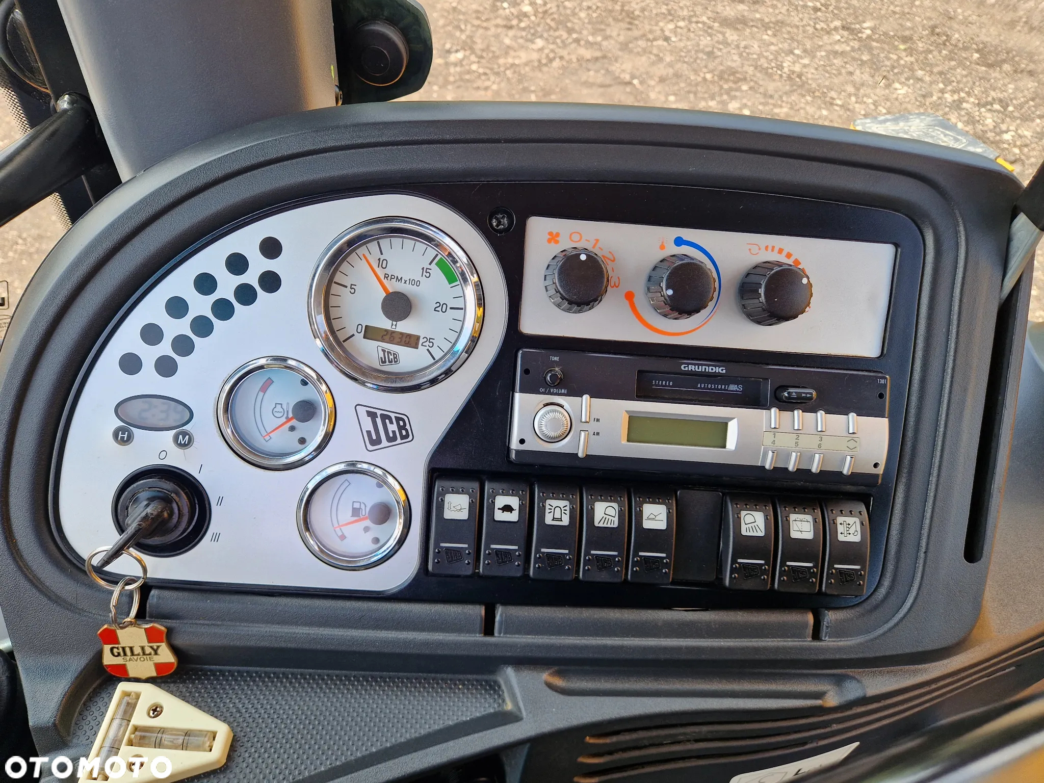 JCB 3CX - 11