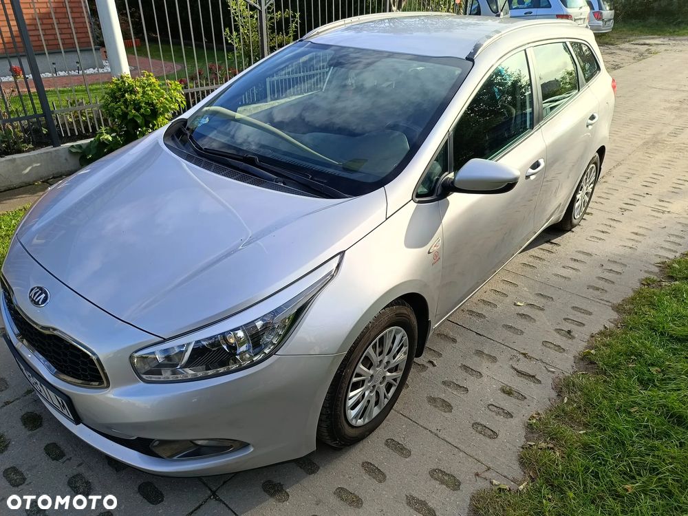 Kia Ceed Cee'd 1.6 GDI L - 11