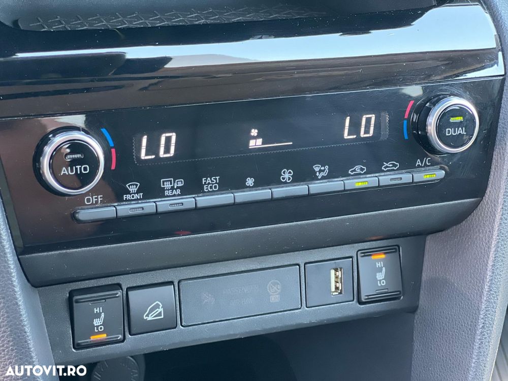 Toyota Yaris Cross - 14