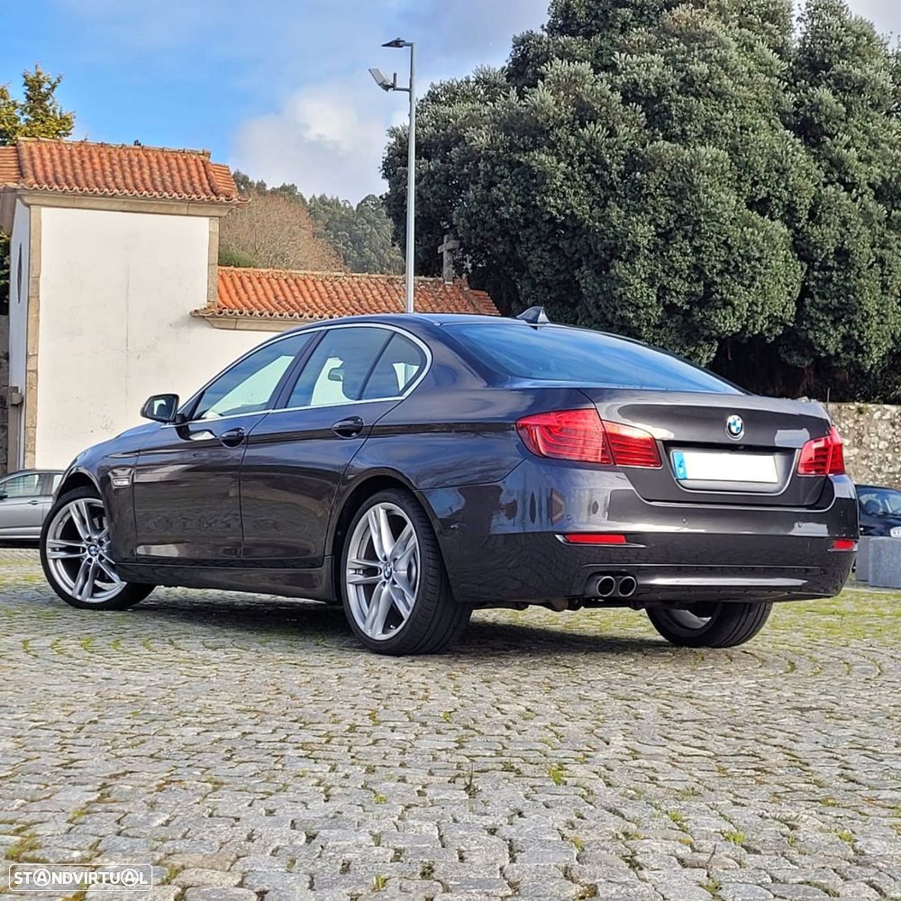 BMW 518 d Line Luxury Auto - 3