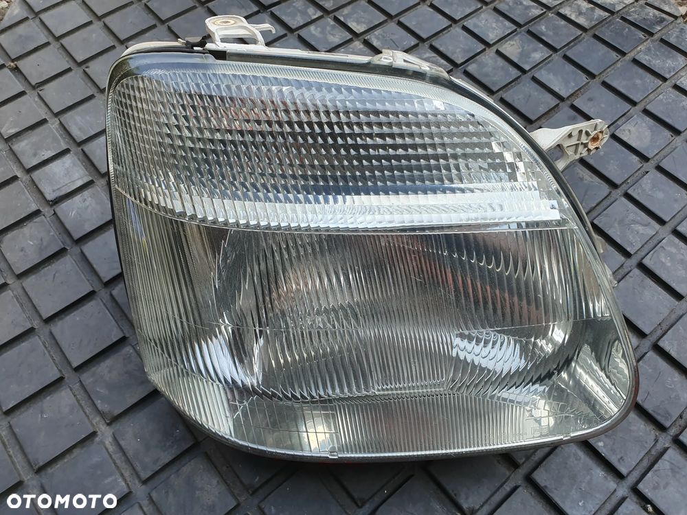 OPEL AGILA A REFLEKTOR LAMPA PRZÓD PRAWA EUROPA 09204188 - 1