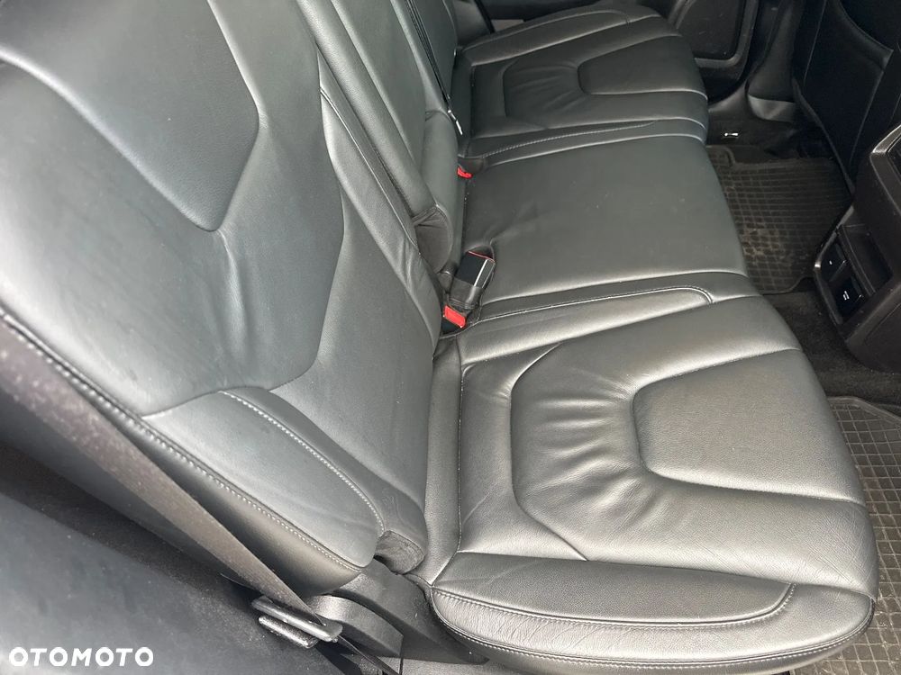 Ford Edge 2.0 TDCi Bi-Turbo 4x4 Titanium - 24