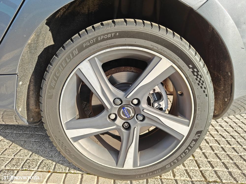 Volvo V40 2.0 D2 R-Design - 5