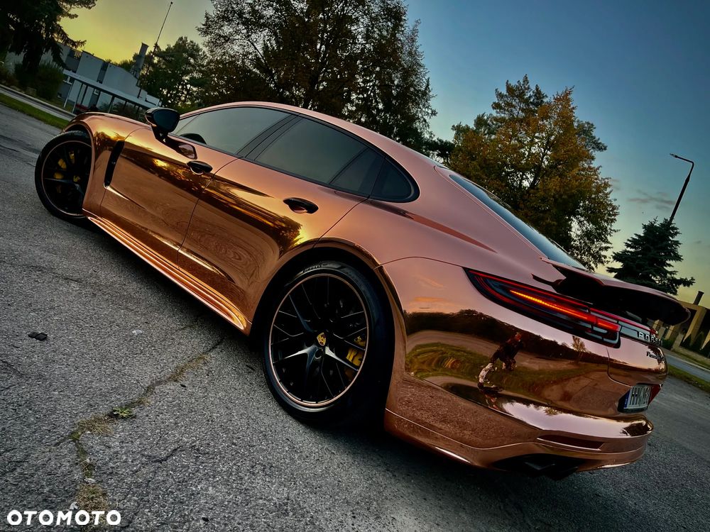 Porsche Panamera - 25