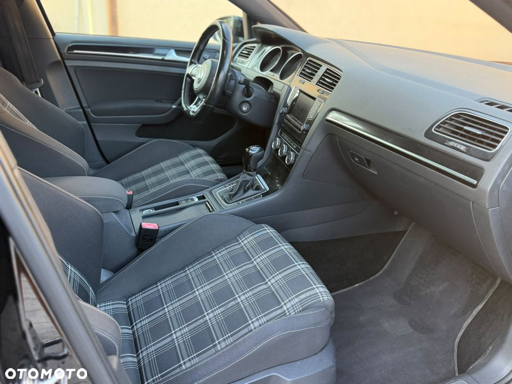 Volkswagen Golf GTD 2.0 TDI SCR DSG - 13