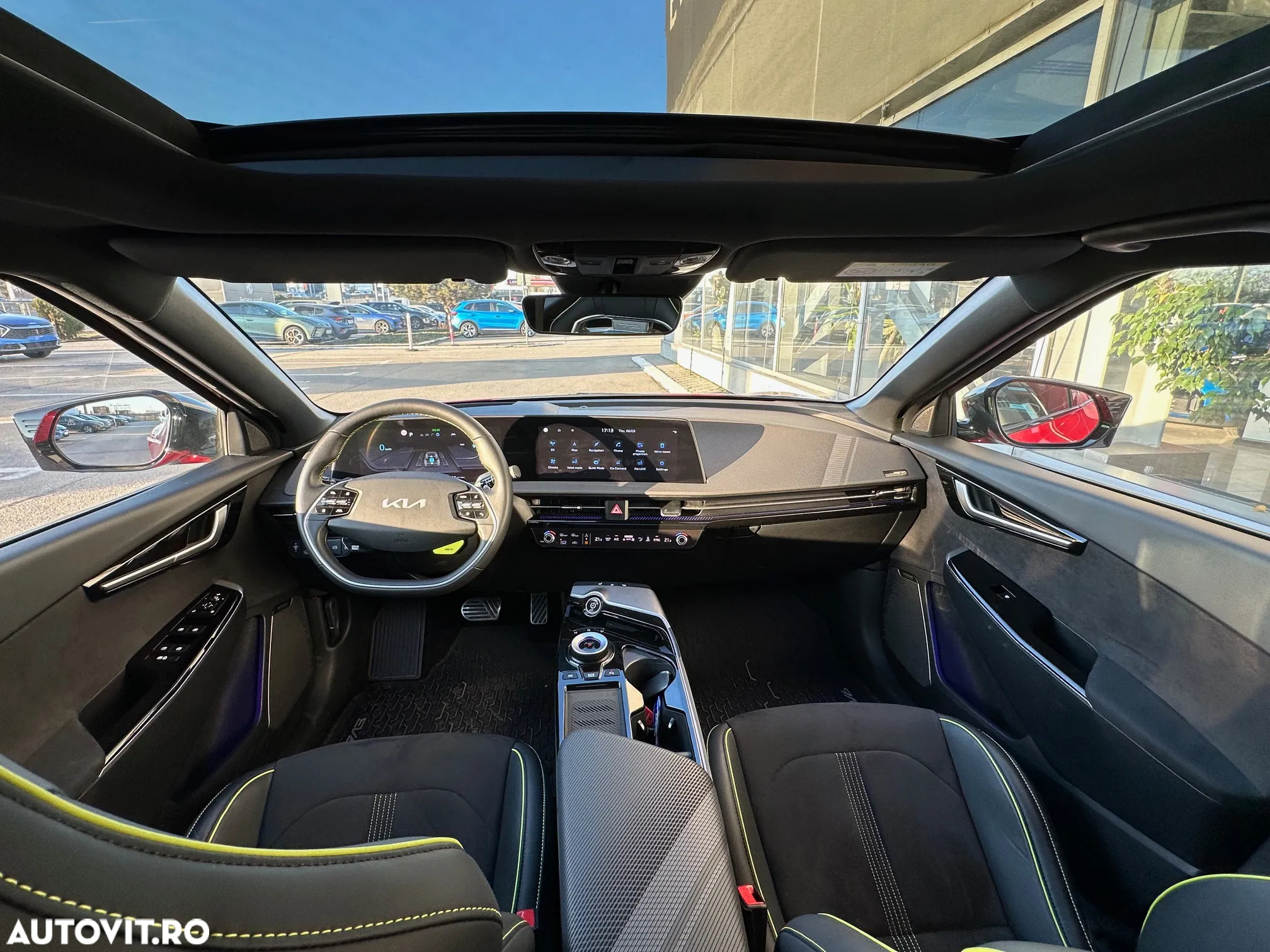 Kia EV6 GT - 10