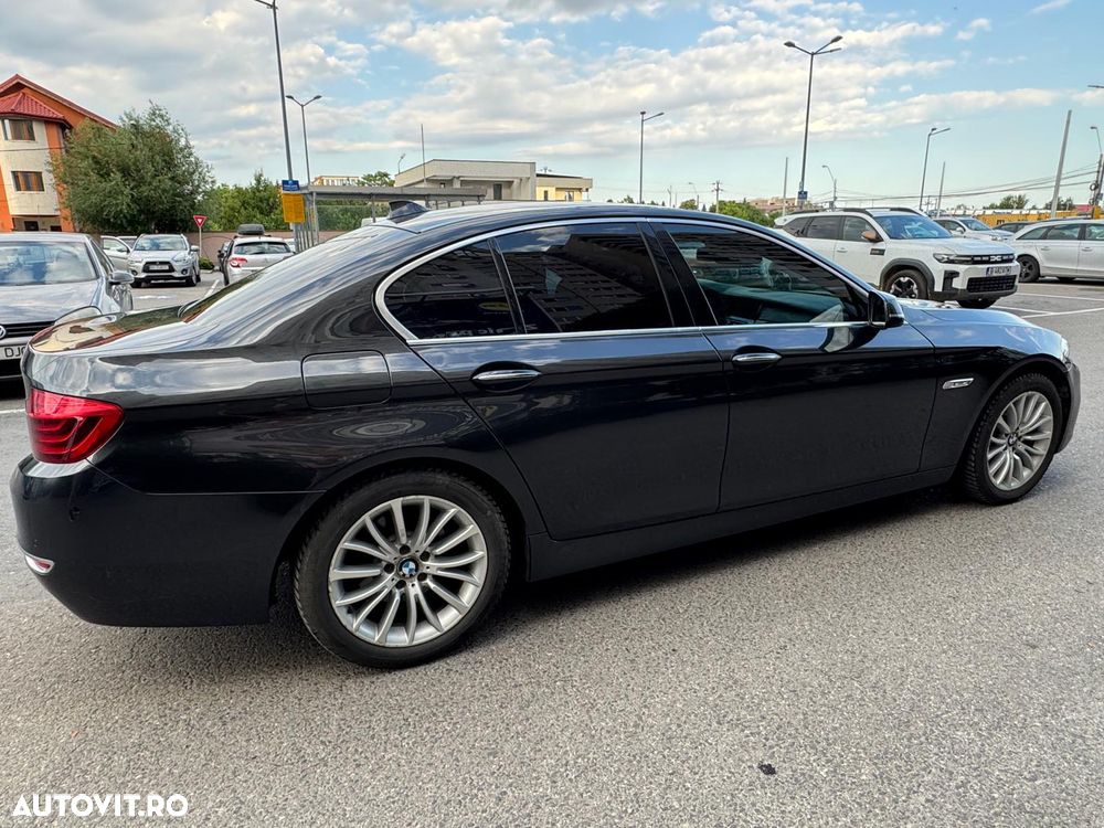 BMW Seria 5 528i xDrive AT - 4