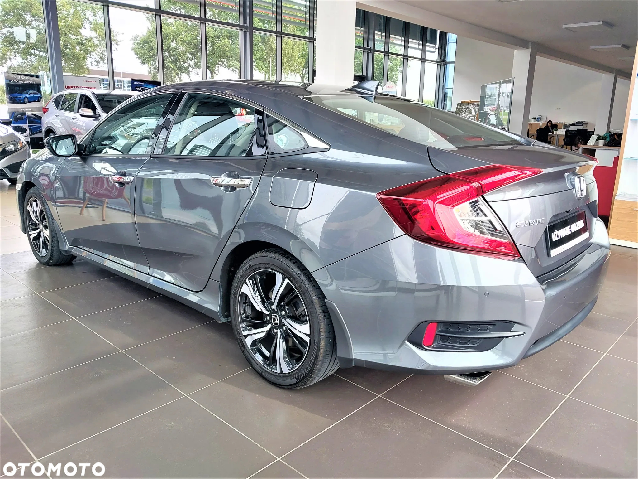 Honda Civic 1.5 T Executive - 8