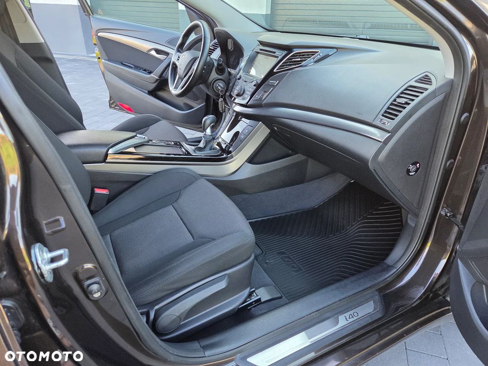 Hyundai i40 Kombi blue 1.7 CRDi Premium - 23