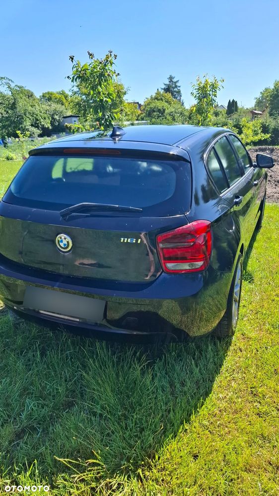 BMW Seria 1 116i - 5