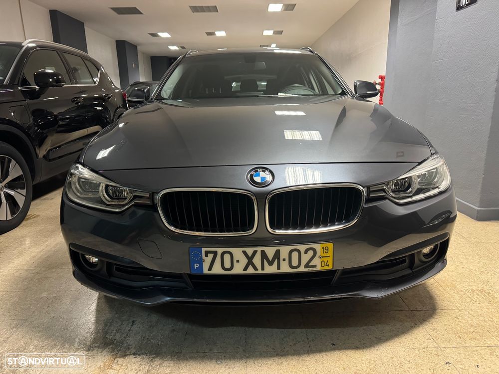 BMW 318 d Essence - 2